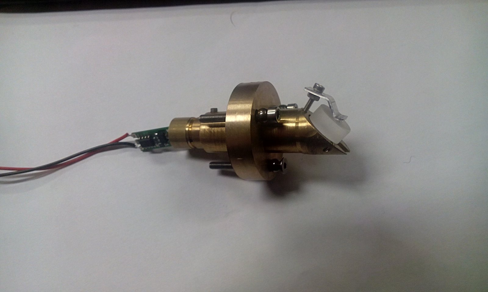 FEM of hip replacement implant series (ISO 7206-4)